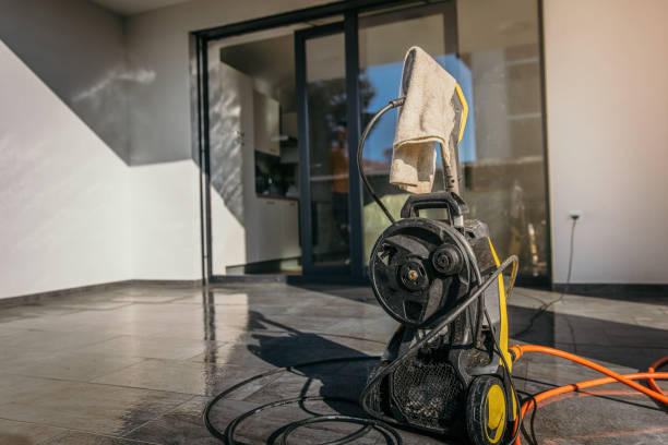 Best Animal Enclosure Cleaning  in Farmersville, TX